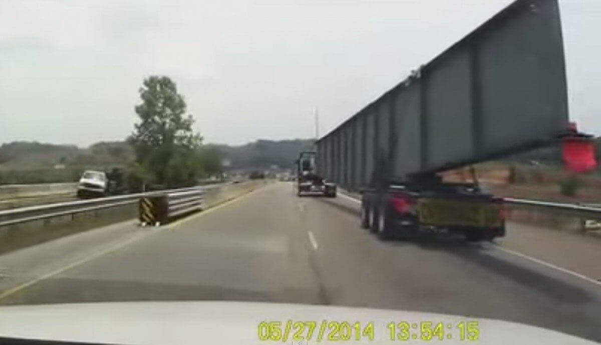 Oversize load truck accident