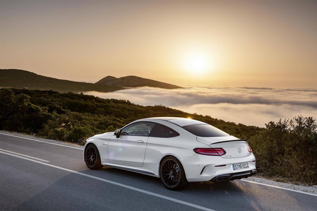 2015-Mercedes-Benz-C63-AMG-Coupe-5