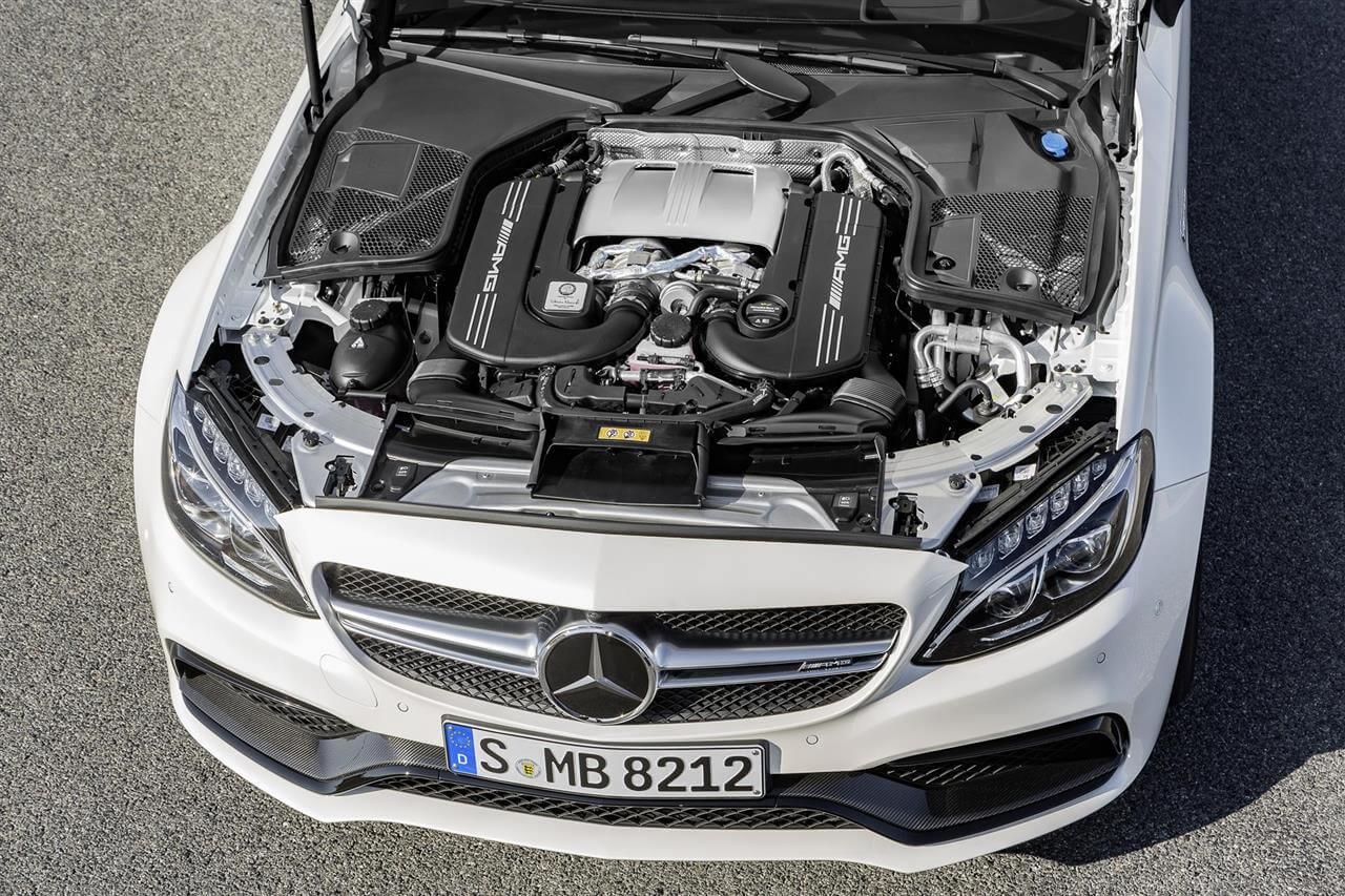 2015-Mercedes-Benz-C63-AMG-Coupe-7