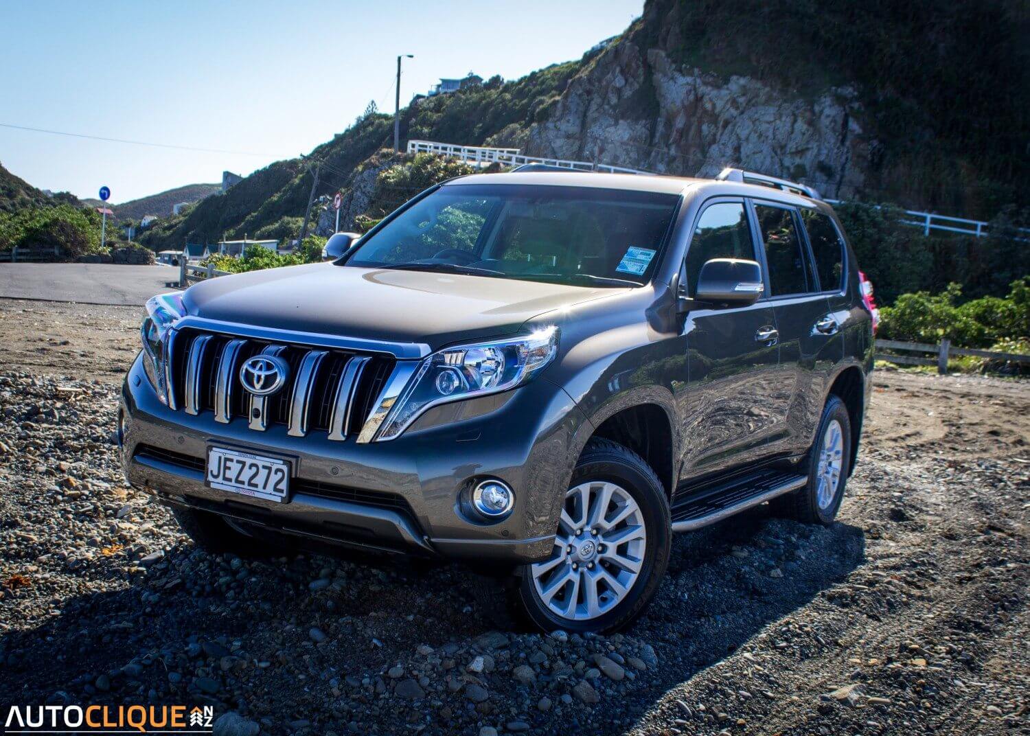 2015 Toyota Land Cruiser Prado VX 2.8: 2.2-ton corner carver