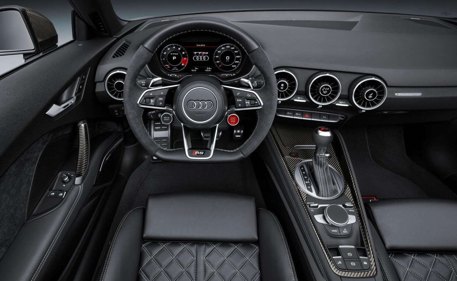 2017-Audi-TTRS-Interior