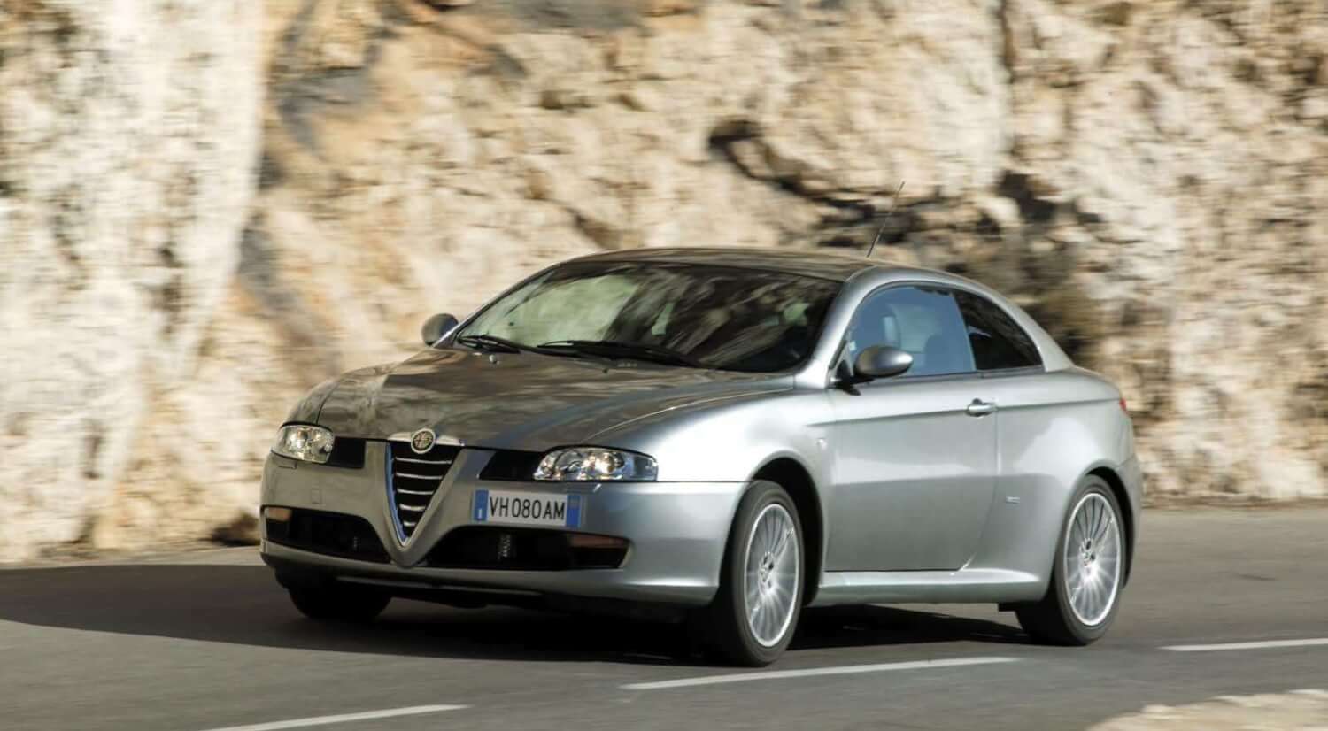 Alfa-Romeo-GT