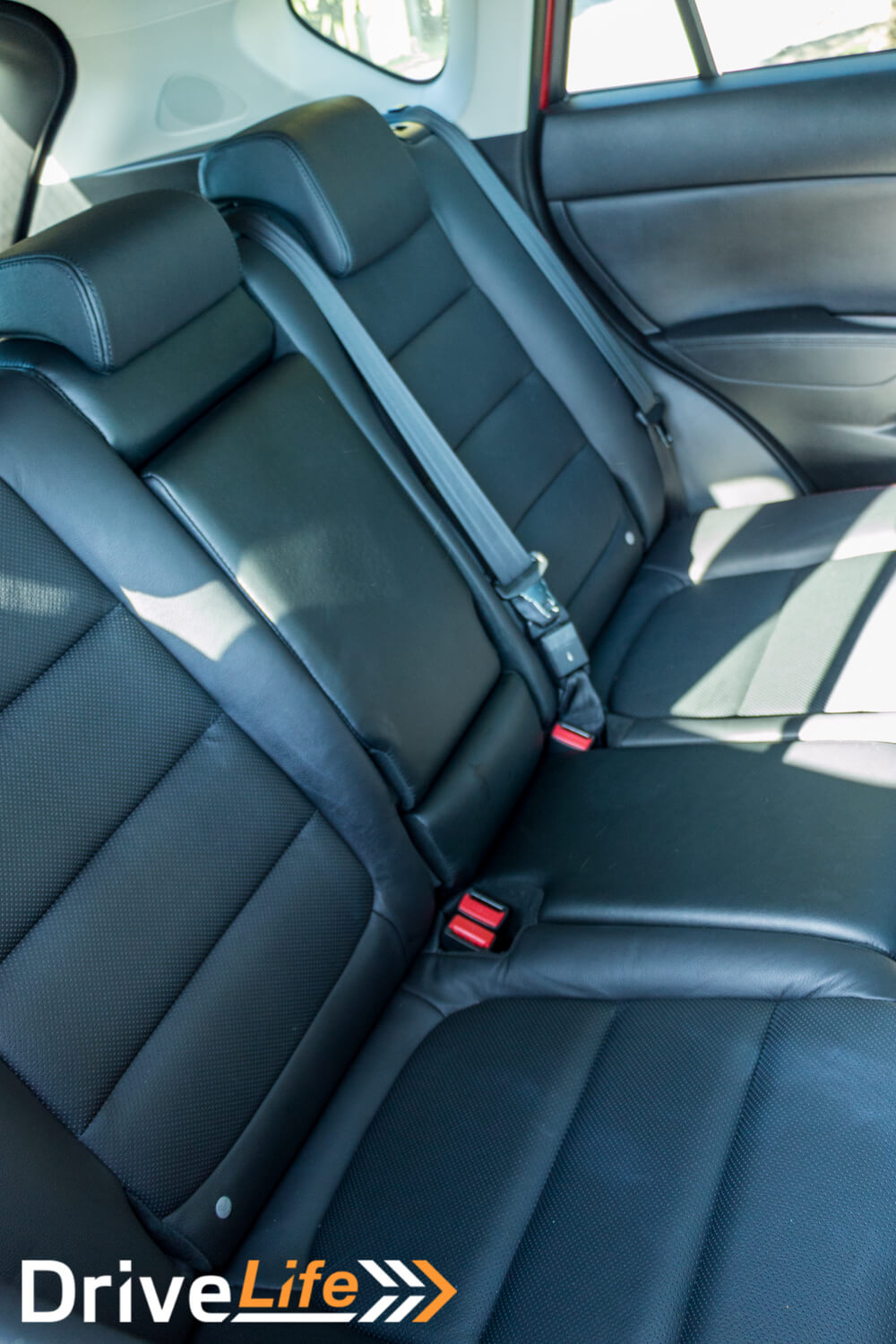 Car-Review-2015-Mazda-CX5-3938