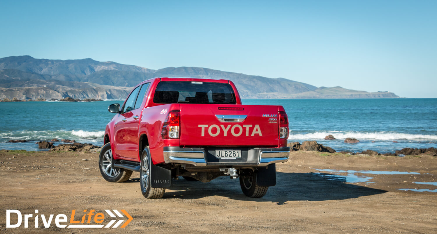 Car-Review-2016-Toyota-Hilux-Limited-4199
