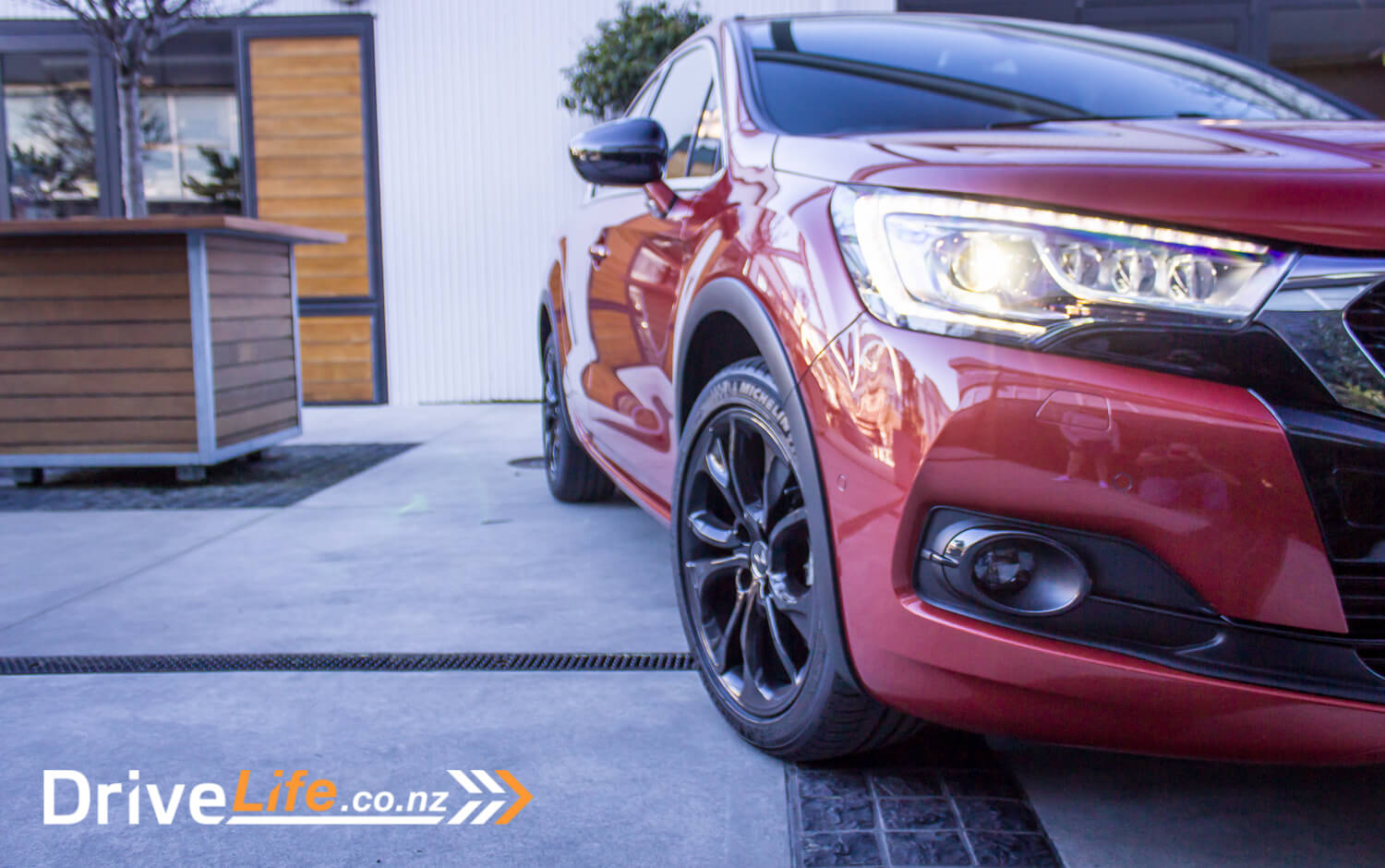 drive-life-nz-car-review-ds4-crossback-2016-2