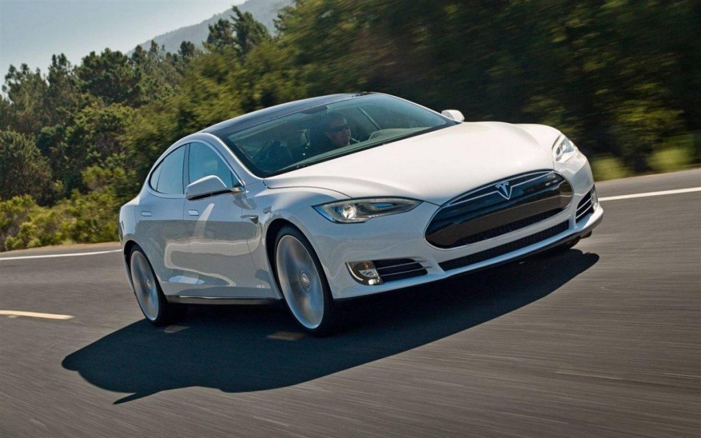 2013-Tesla-Model-S_Sedan-Image-02-1280