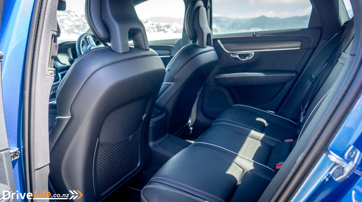 2018 Volvo S90 R Design Rear seats