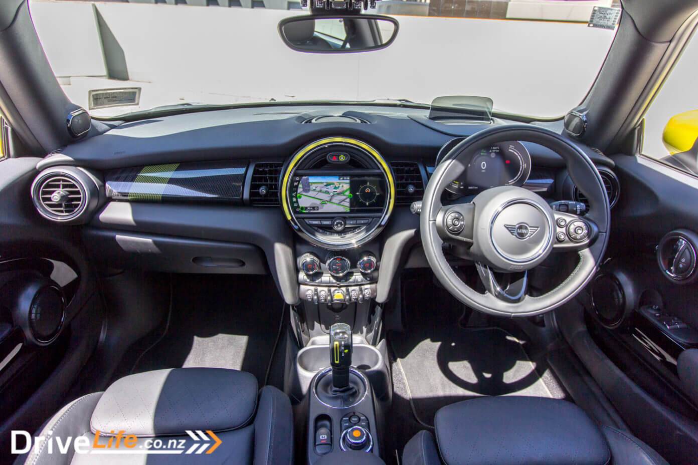 2020 MINI Cooper SE Electric Hatch | Car Review - DriveLife